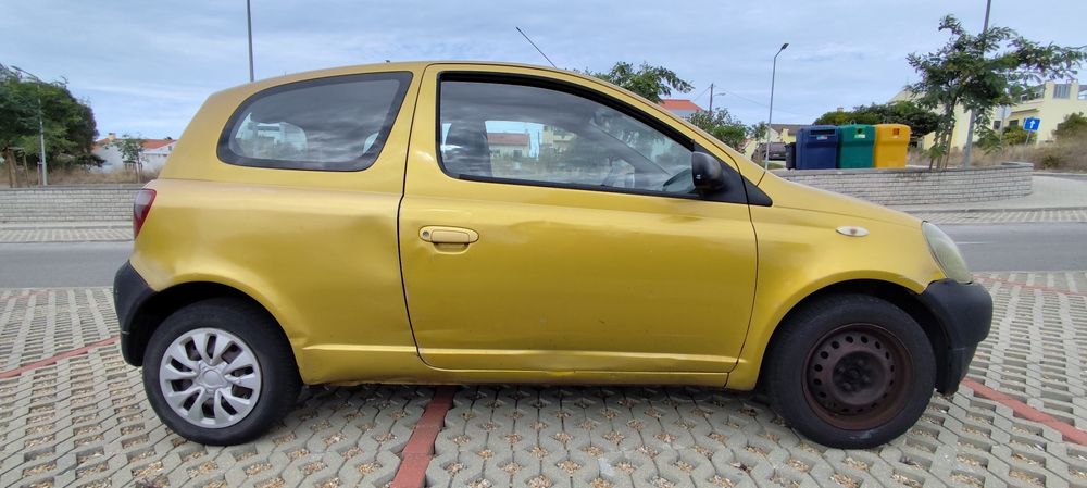 Toyota Yaris 1999 — photo 4