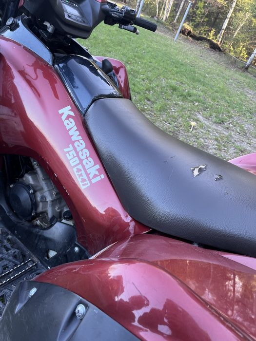 Квадроцикол  kawasaki BF