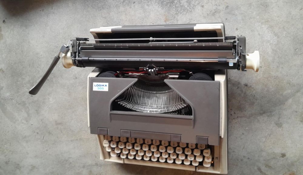 Máquinas de escrever antiga