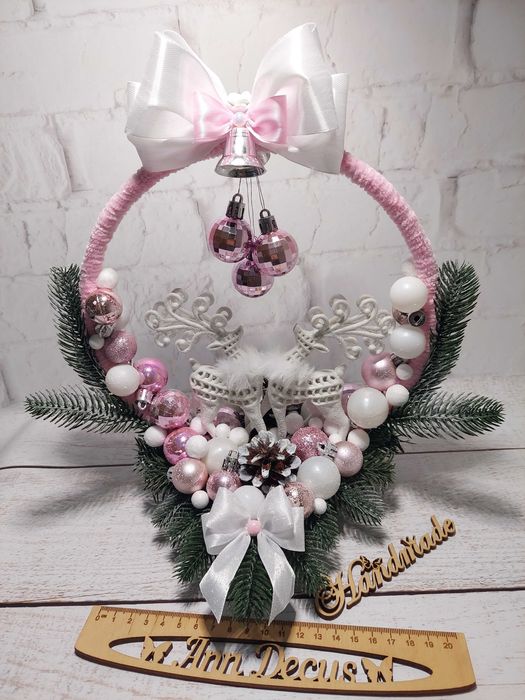 Dekoracja świąteczna z reniferem. Stroik na stół. Handmade