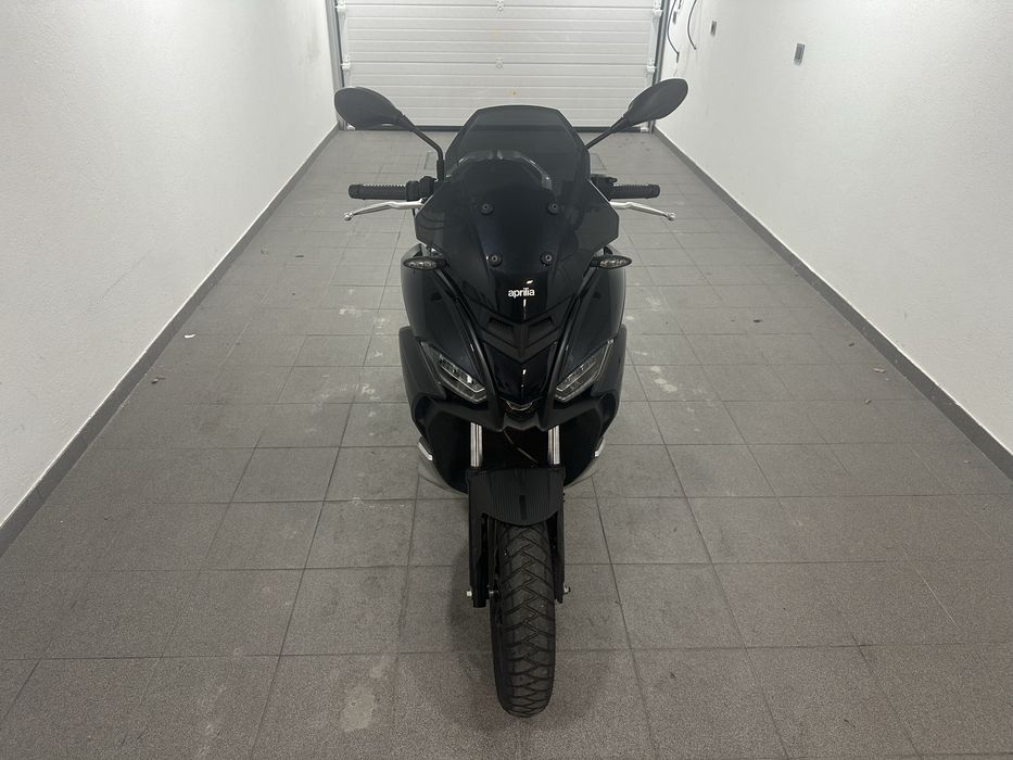 APRILIA SR GT 125