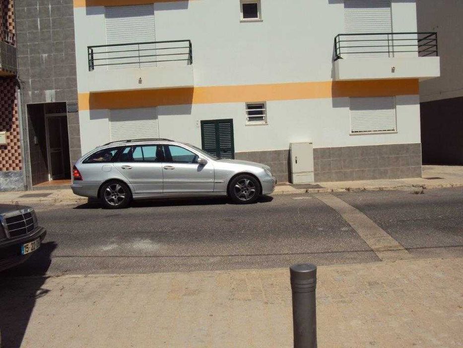 T1 para ferias Mote Gordo Rua  pescador nº75