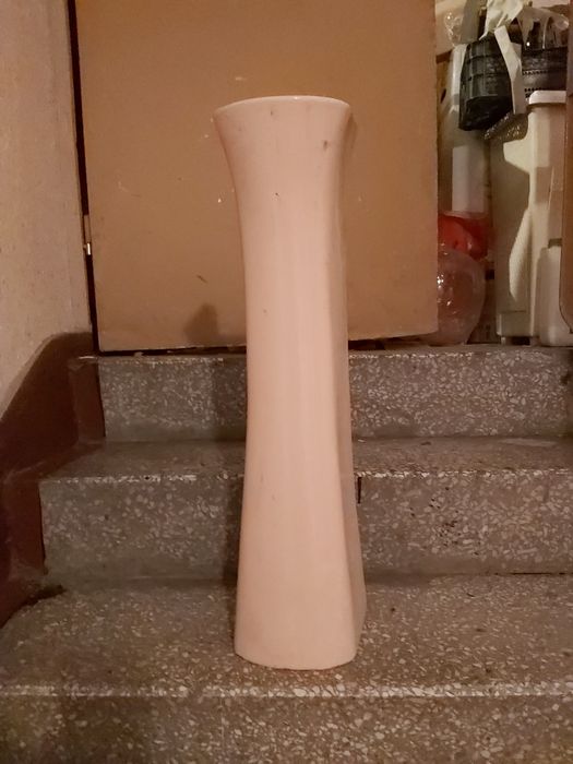 Noga pod umywalkę