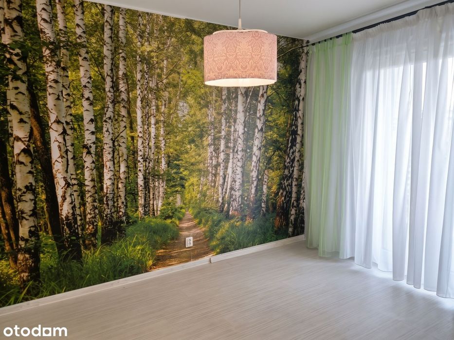 Dwa pokoje, 47 m² w centrum Siechnic – balkon i loggia plus garaż.