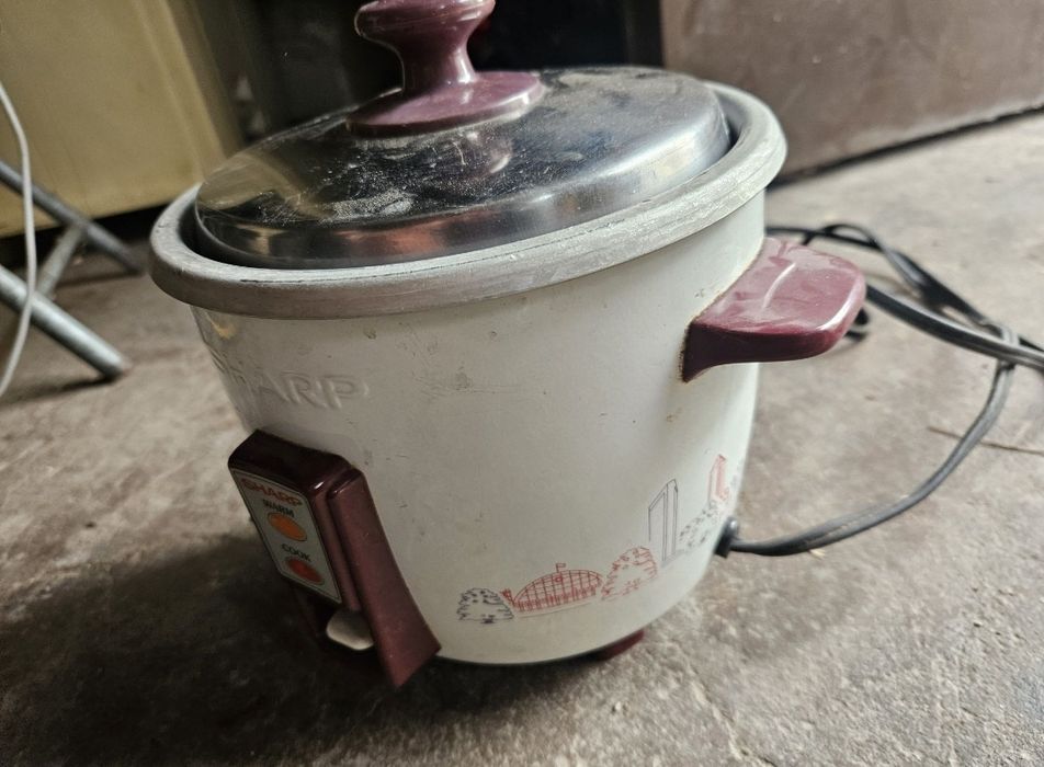 Mały poręczny Wolnowar do gotowania