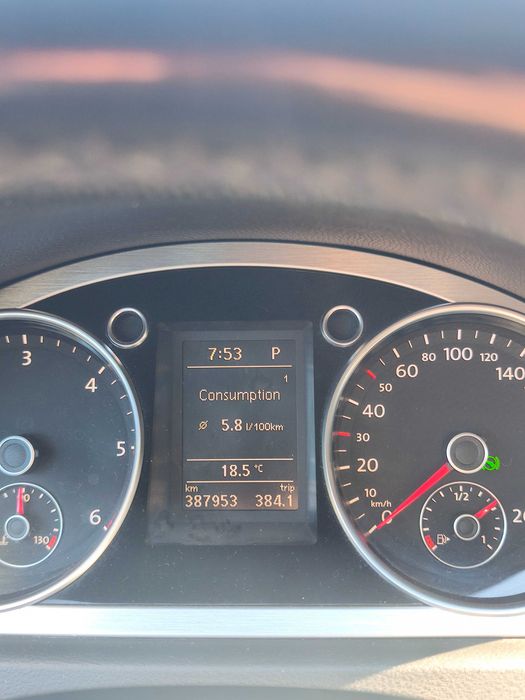 Volkswagen Passat b6 2.0tdi 170km szyberdach hak xenon