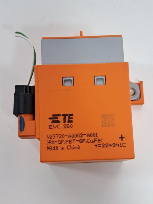 Контактор высоковольтной  батареи V23720-A0002 Mercedes-Benz EQC