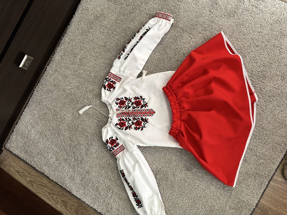 Вишиванка з спідничкою