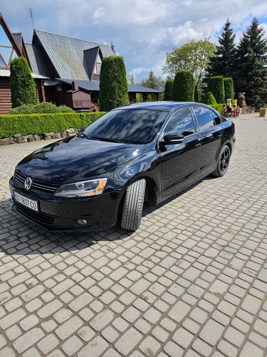 Продам VW Jetta.