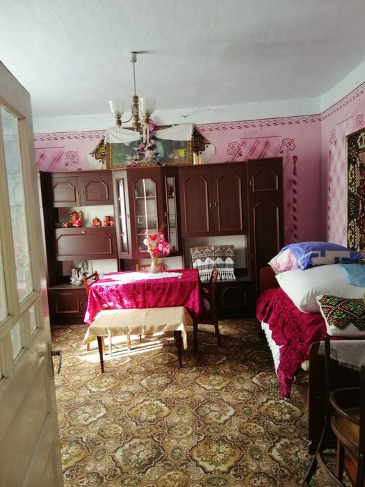 Продам будинок .