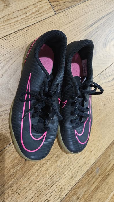 Buty halówki Nike rozmiar 36,5
