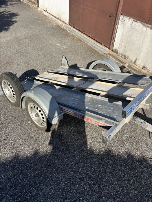 Reboque rebosov 11010 em aluminio igual a novo