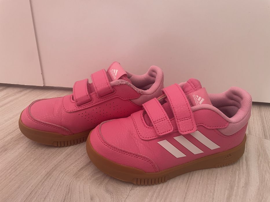 Buty adidas tensaur 31,5
