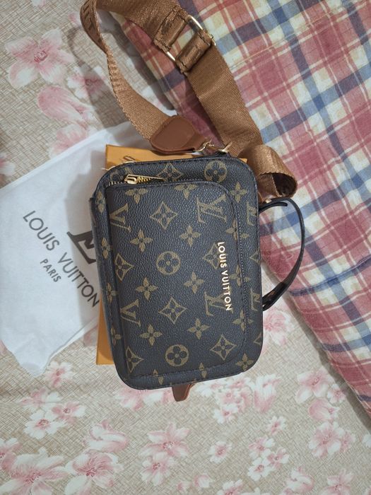 Mala a tiracolo nova a estrear