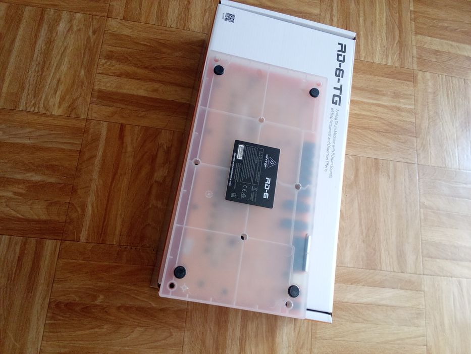 Behringer RD-6 Analog Drum Machine