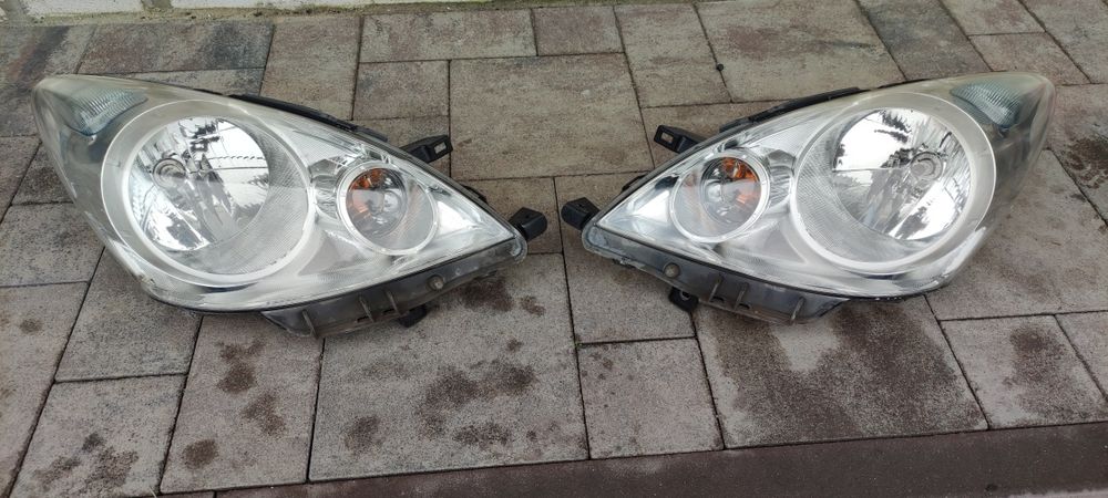 Фари права ліва Фара Nissan Note в наявності тільки рестайл