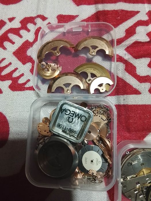Lote de pecas para relógios
