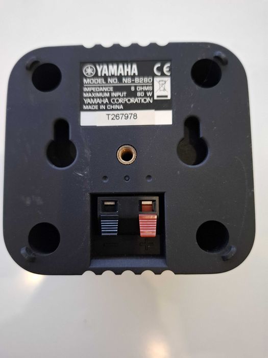 Sistema som Yamaha RX-V465 + Subwoofer NS-SW280 + 5 Satélites NS-B280