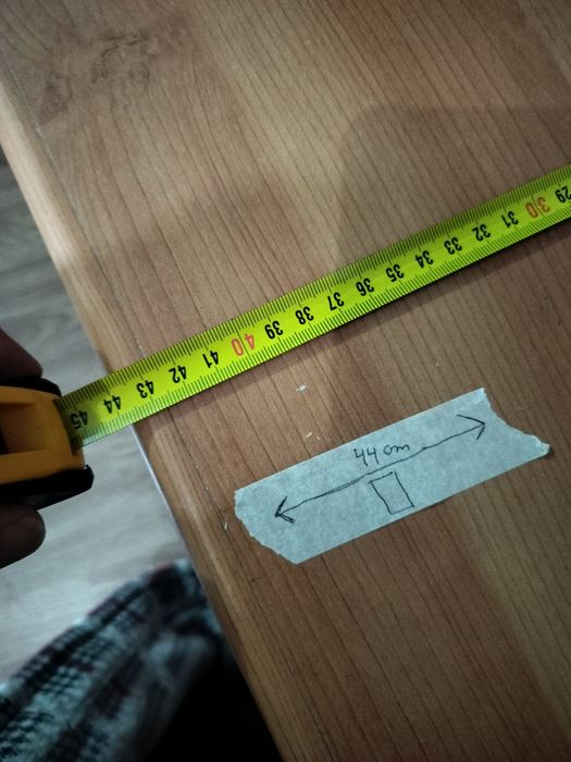 Mesa de televisão com rodas