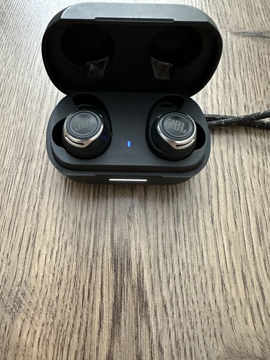 Продам  навушники TWS JBL Reflect Flow Pro Black