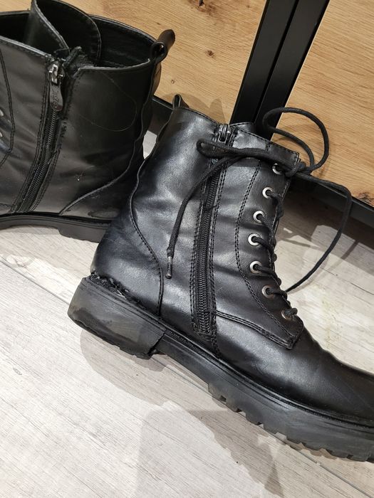 Czarne wysokie buty
