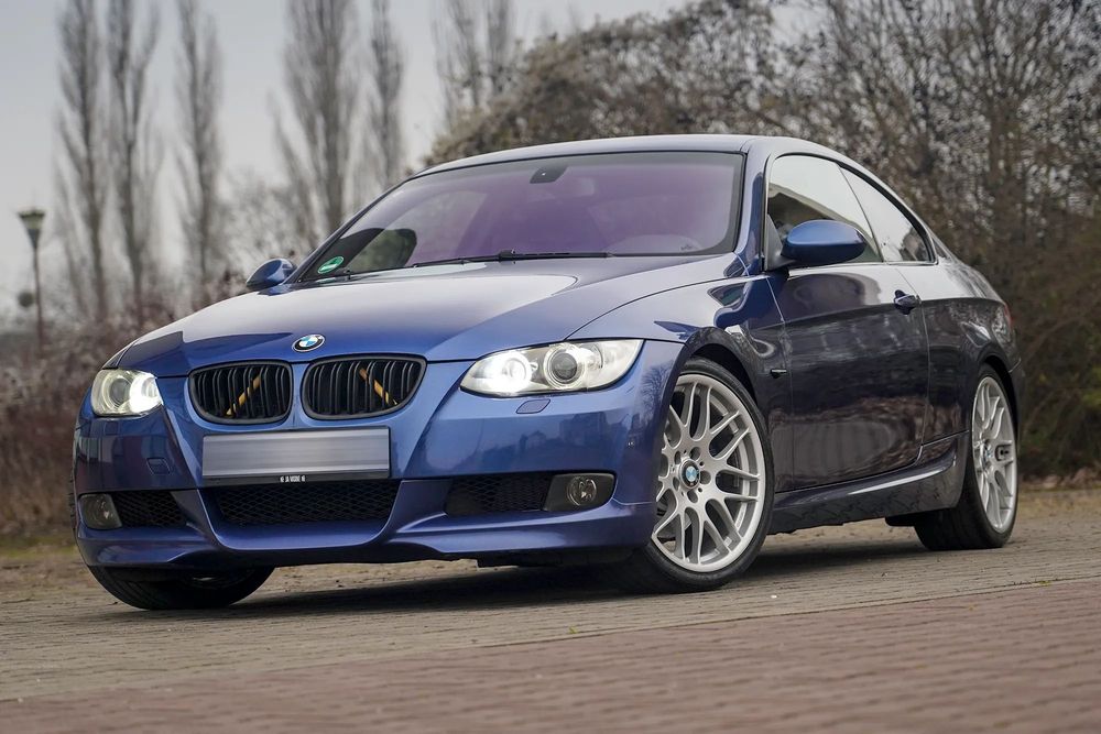 BMW Seria 3 M Pakiet E92 325i COUPE bixenon manual 19 sporty