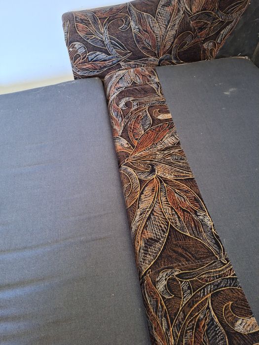 Диван розкладний темно кольоровий велюр