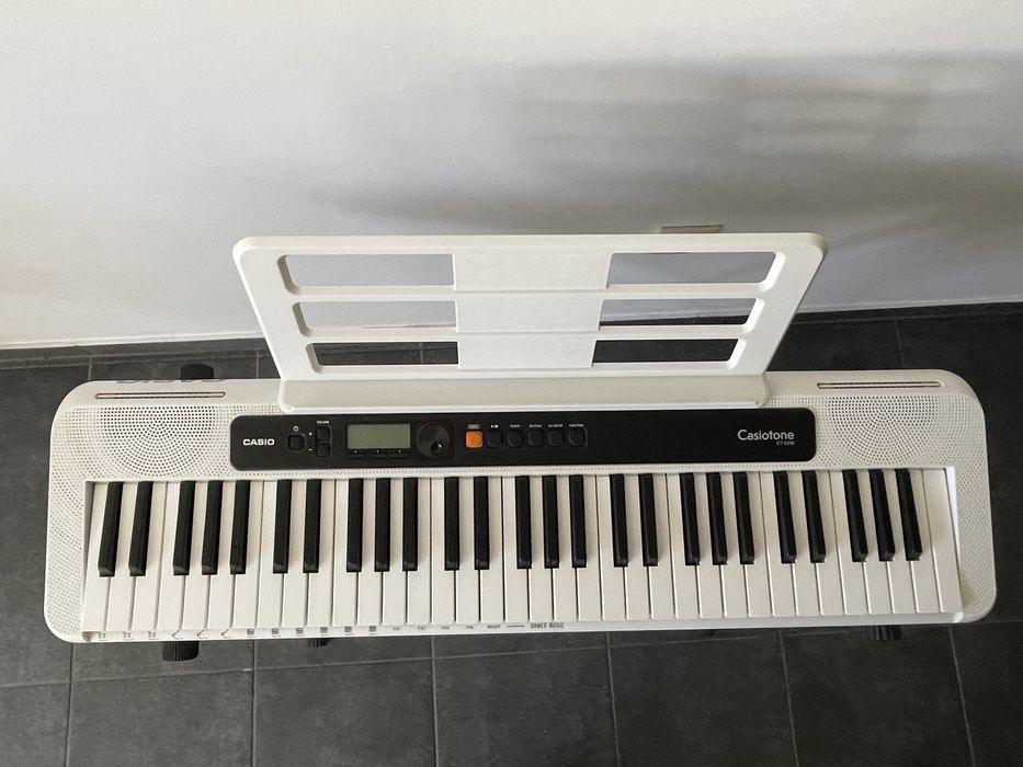Teclado Casio Casiotone CT-S200 Branco - como novo