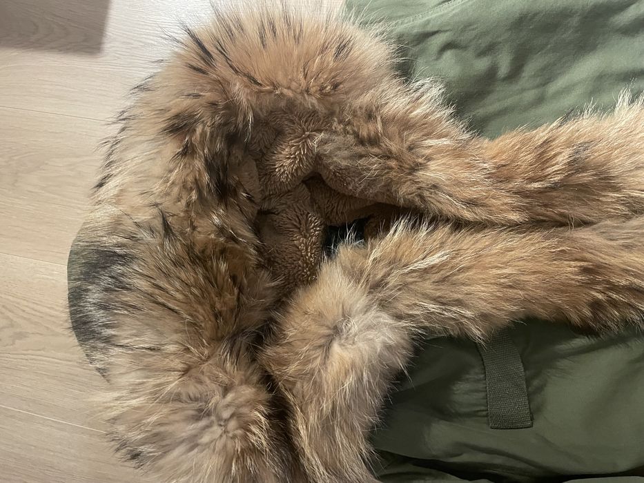 Kurtka zimowa parka z naturalnym futrem jenot