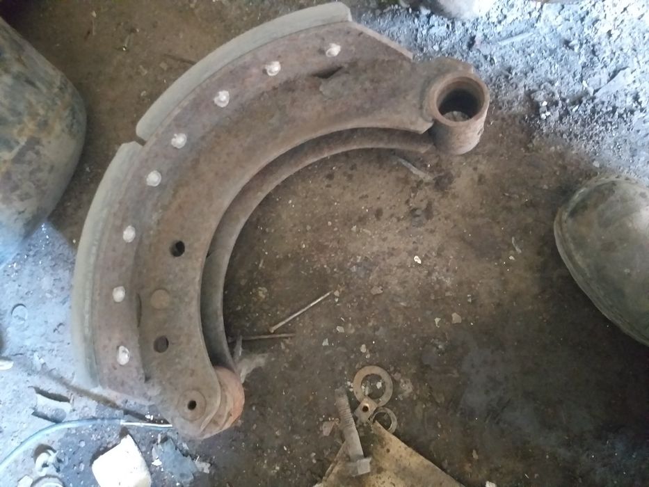 Продам колодки тормозные МАЗ