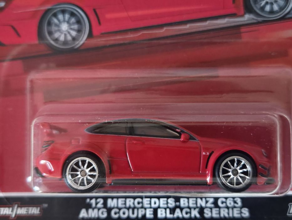 Hot Wheels Premium - '12 Mercedes-Benz C63 AMG Coupe Black Series
