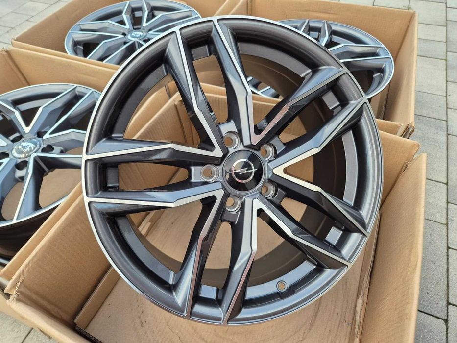 Felgi 17" 5x114,3 Dostawcze Renault Trafic Opel Vivaro KIA Carnival Fiat Nowe | #DM05