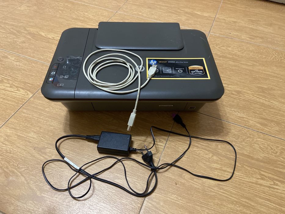 Принтер HP Deskjet 2050A