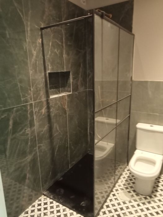 Trabalhos de trolha pintura e canalização