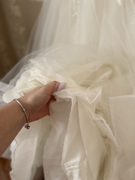 Весільна сукня,ніжна