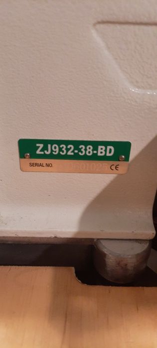 Nowy overlock 5-nitkowy Zoje