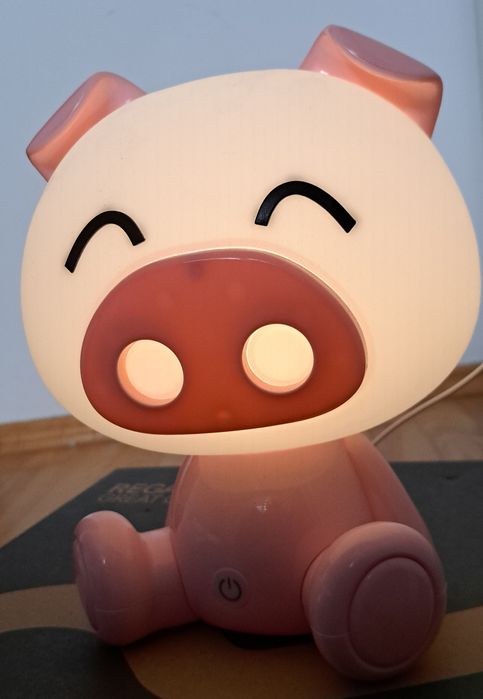 Lampka w kształcie świnki