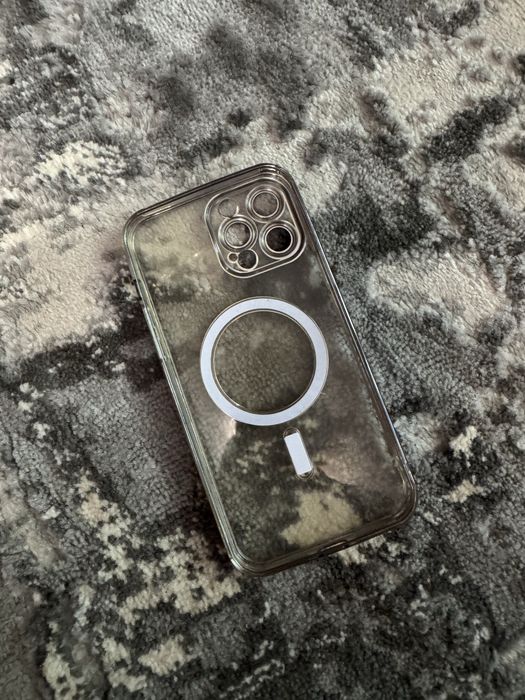 Чохли на Iphone 13 pro max