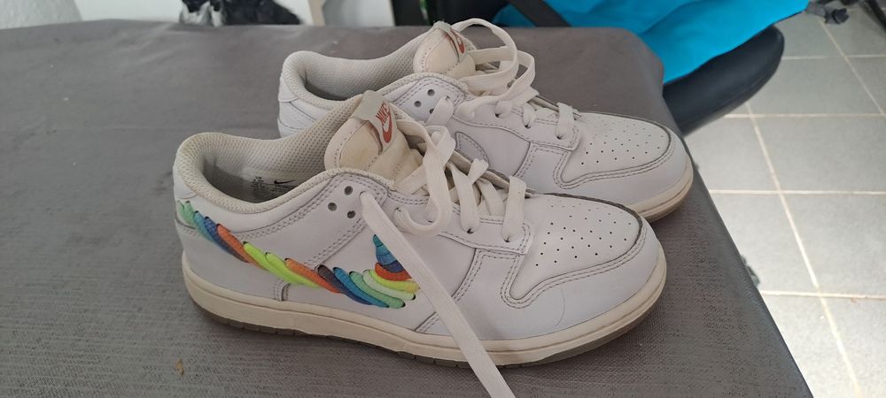 Nike Branco - tamanho 33