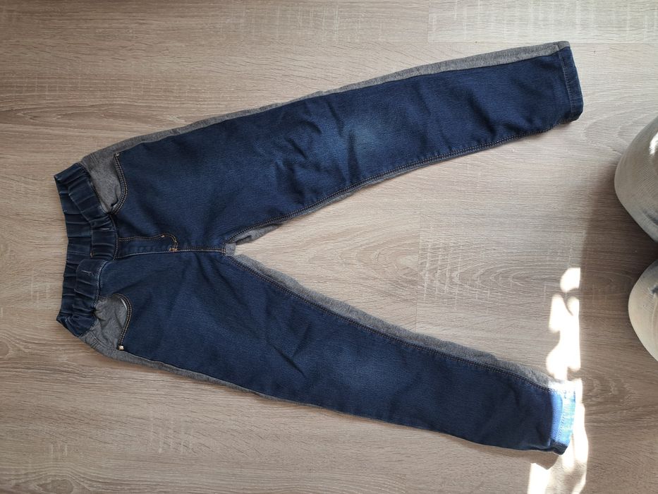 Spodnie rozm.  122
