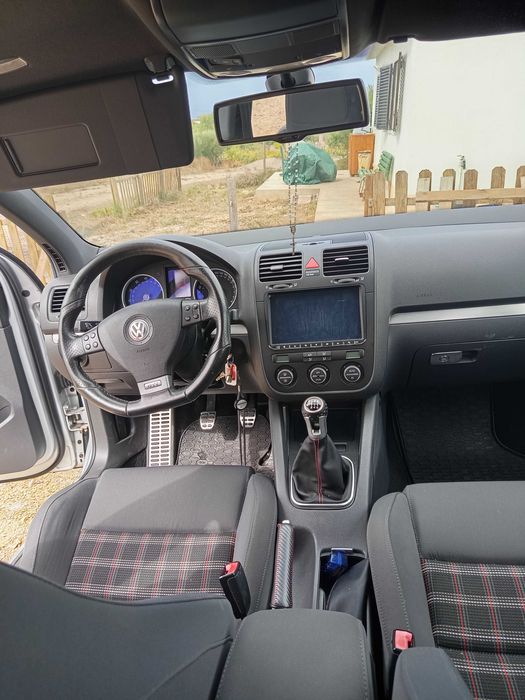 Golf mk5 GTI 200cv