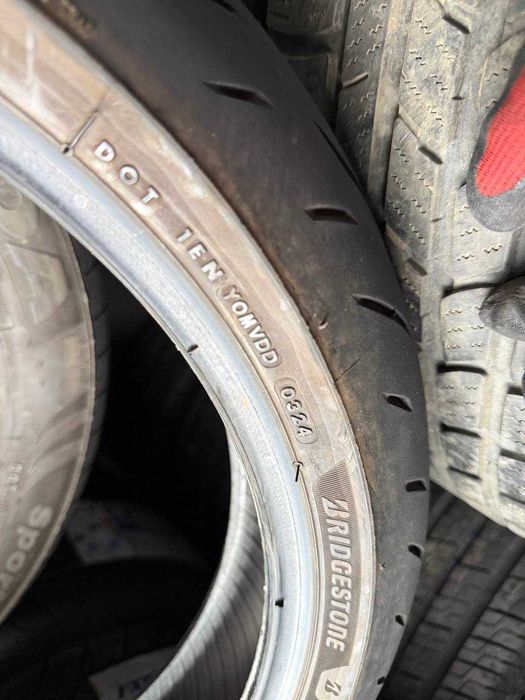 Мотошина Bridgestone 120/70/17 (58W)