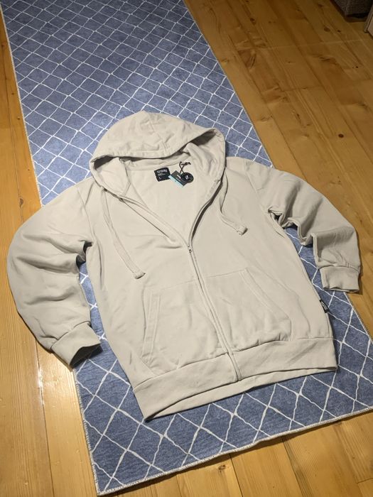 zip- hoodie SinSay