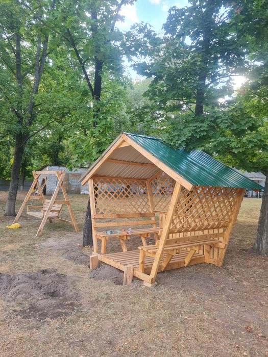 Вироби з дерева. Альтанки, гойдалки, будки, туалети.