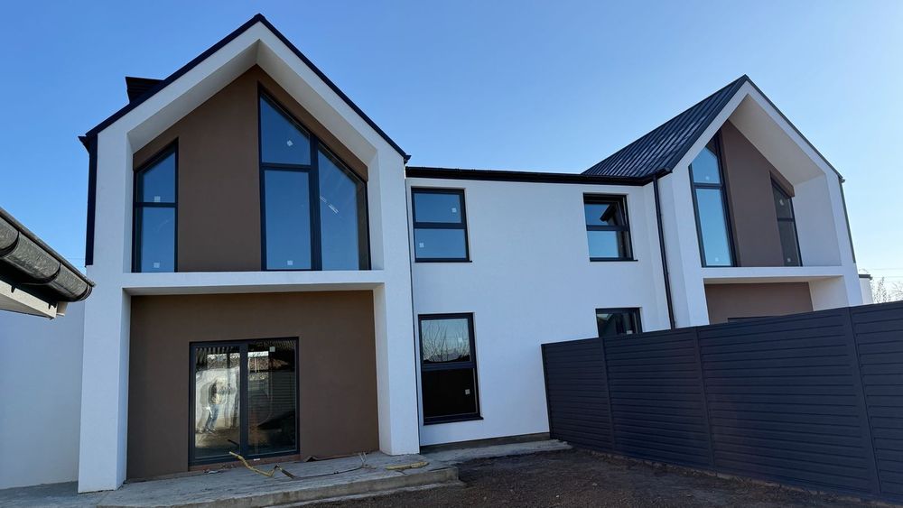 Продається Дуплекс, новобудова, у престижній локації міста