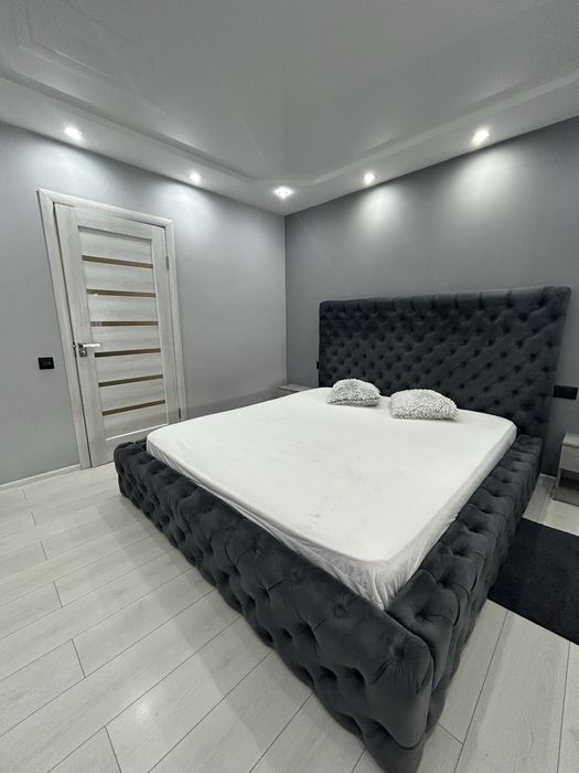 Сдам 2х комнатную квартиру на левом  берегу