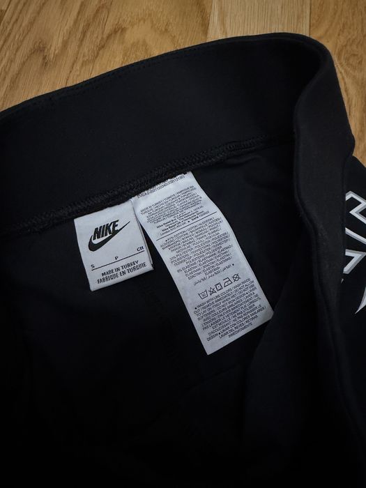 Жіночі лосини Nike — zdjęcie 3