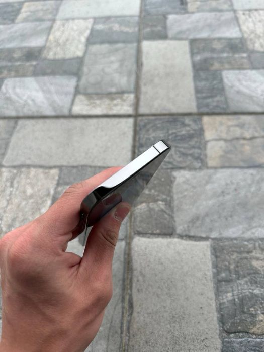 Iphone 12 pro 256gb. Новий акумулятор Європа!