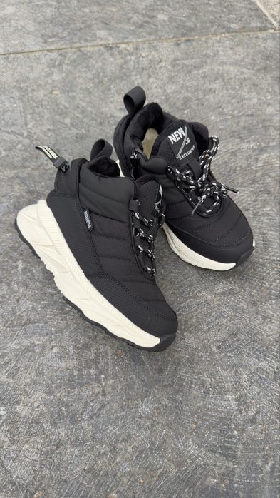 Зимові кросівки 35,37р