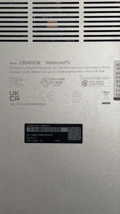 ASUS Chromebook Plus CB5403CMA-QM0984 – Como Novo